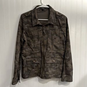 COPY - Express camo jacket size small